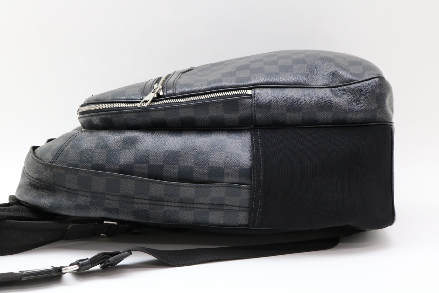 LOUIS VUITTON Damier Graphite Michael Backpack
