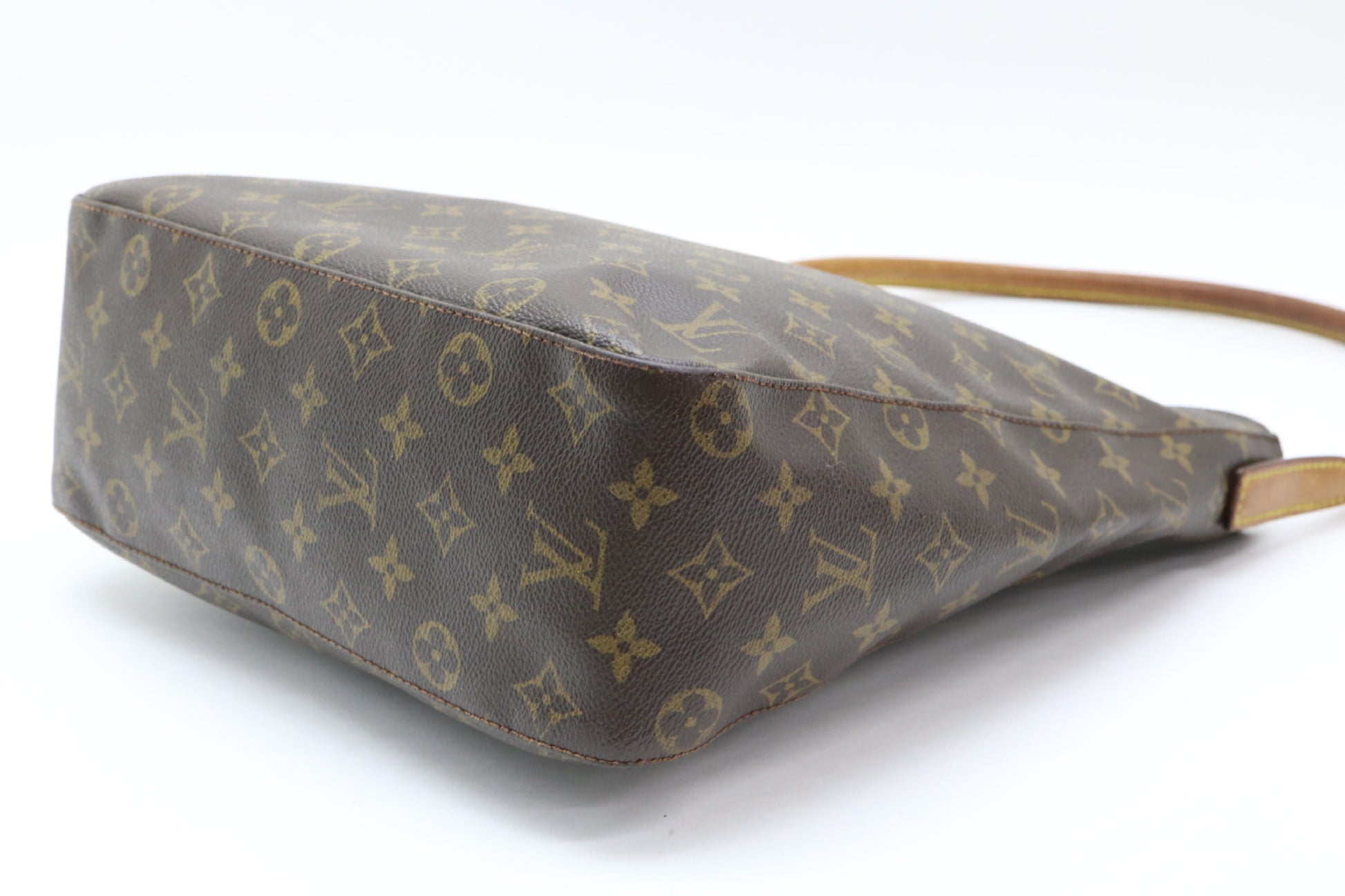 LOUIS VUITTON Monogram Looping GM Handbag