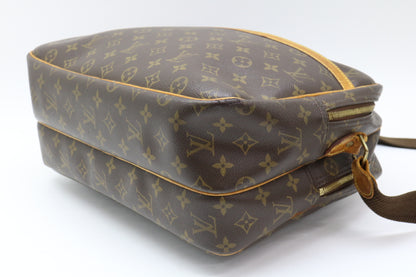 LOUIS VUITTON Monogram Reporter GM Shoulder Bag