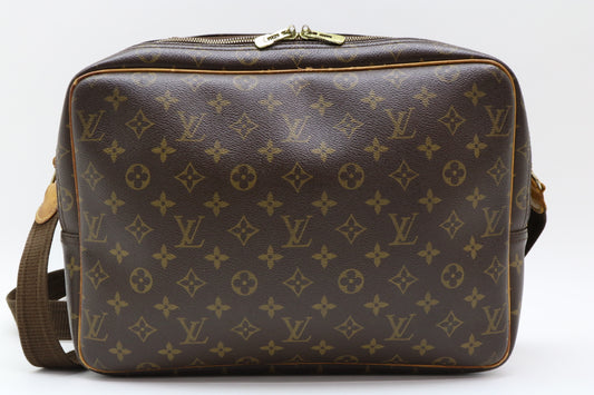LOUIS VUITTON Monogram Reporter GM Shoulder Bag