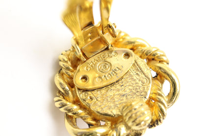 CHANEL Pearl Vintage Earrings