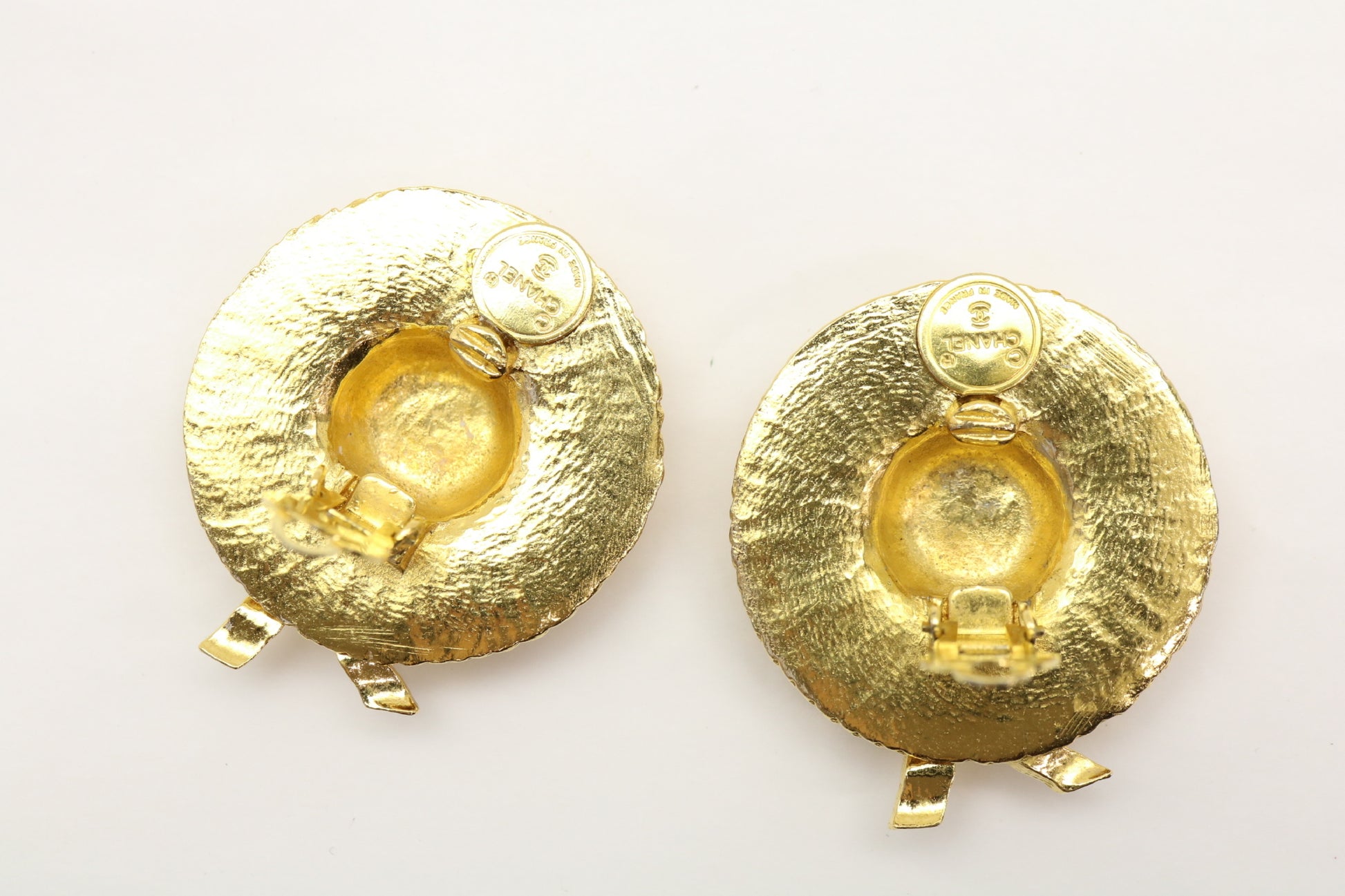 CHANEL straw hat earrings