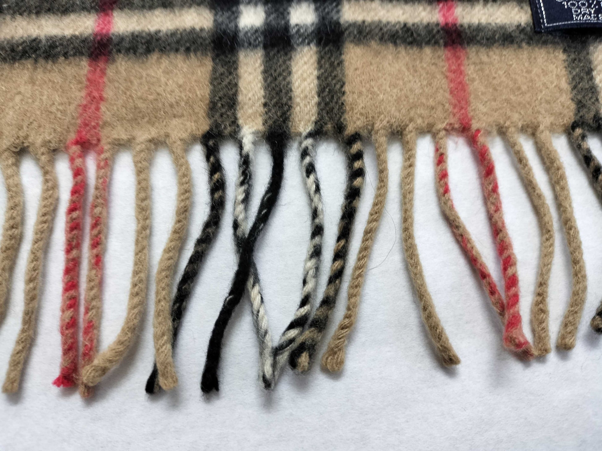 BURBERRY BURBERRY Novacheck 100% Cashmere Muffler Beige Muffler
