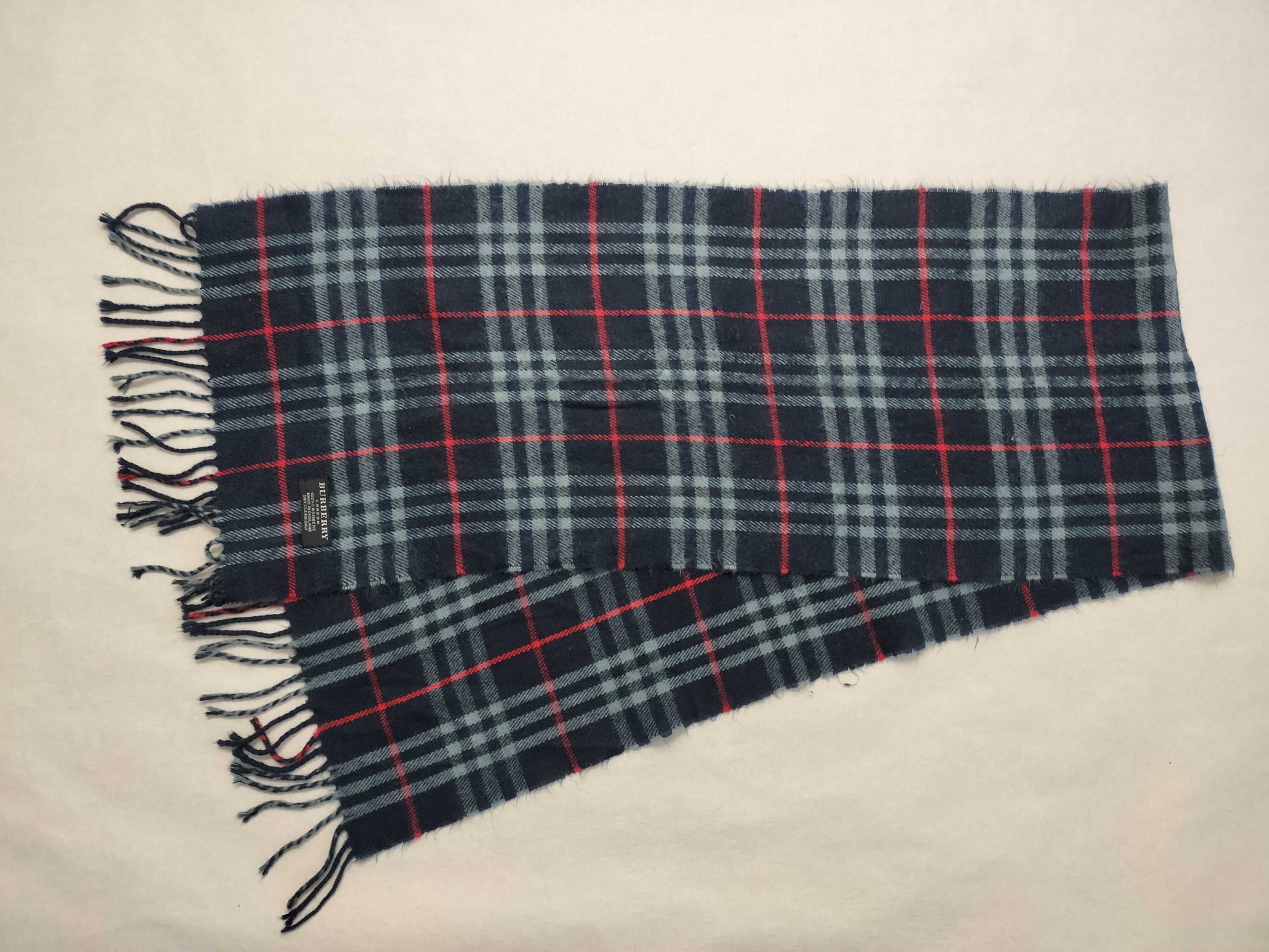 BURBERRY BURBERRY Novacheck 100% Cashmere Muffler Navy Muffler