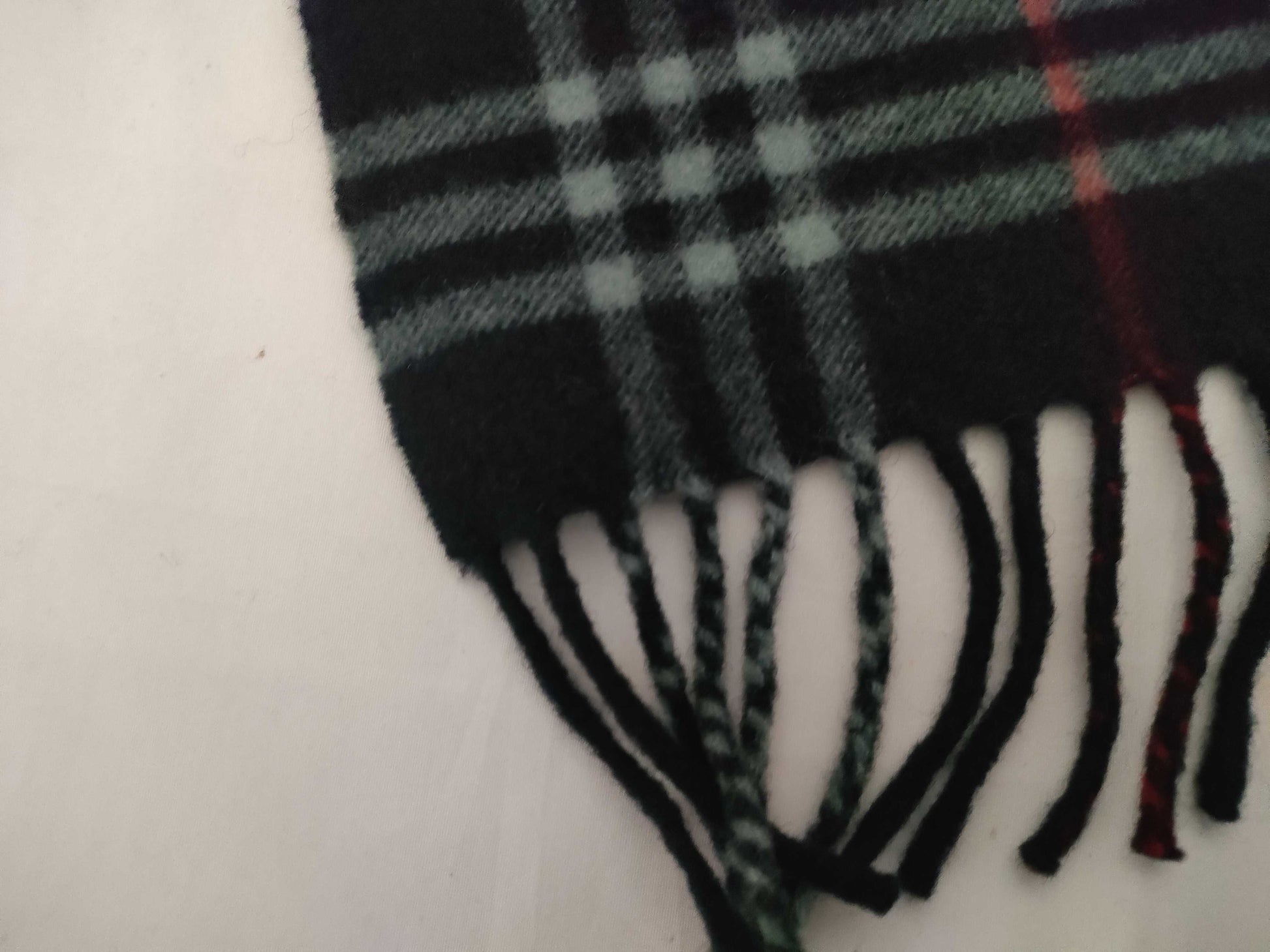 BURBERRY BURBERRY Novacheck 100% Cashmere Navy Other Accessories