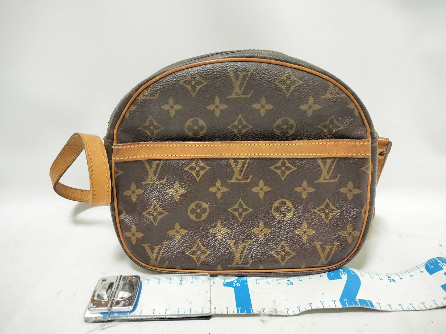 LOUIS VUITTON Monogram LV Shoulder Bag Sanlis Monogram Shoulder Bag