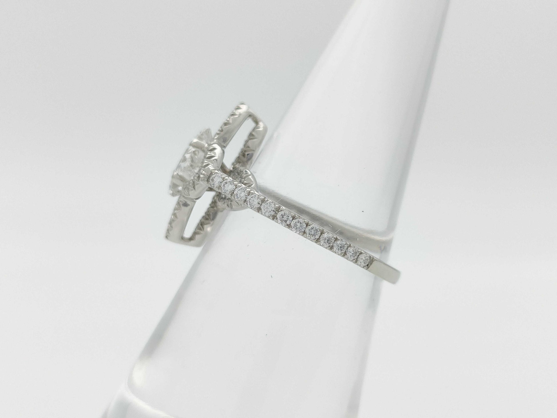 LOUIS VUITTON Aldant Flower #51 Diamond Pt950 5.3g Ring 