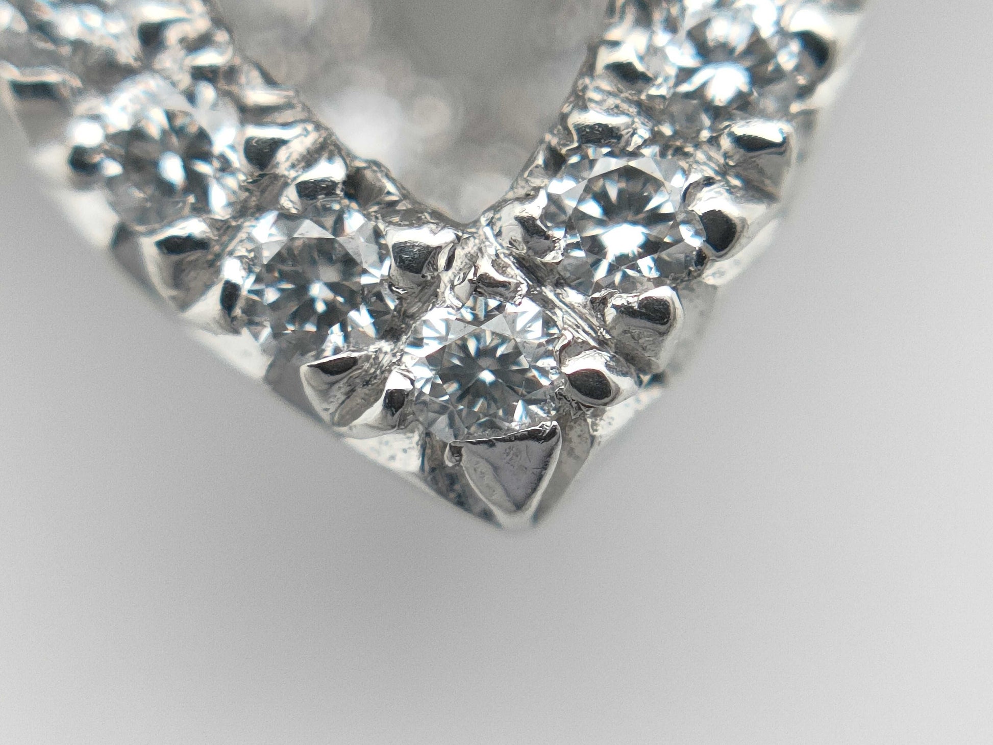 LOUIS VUITTON Aldant Flower Diamond Pt950 9.0g Necklace