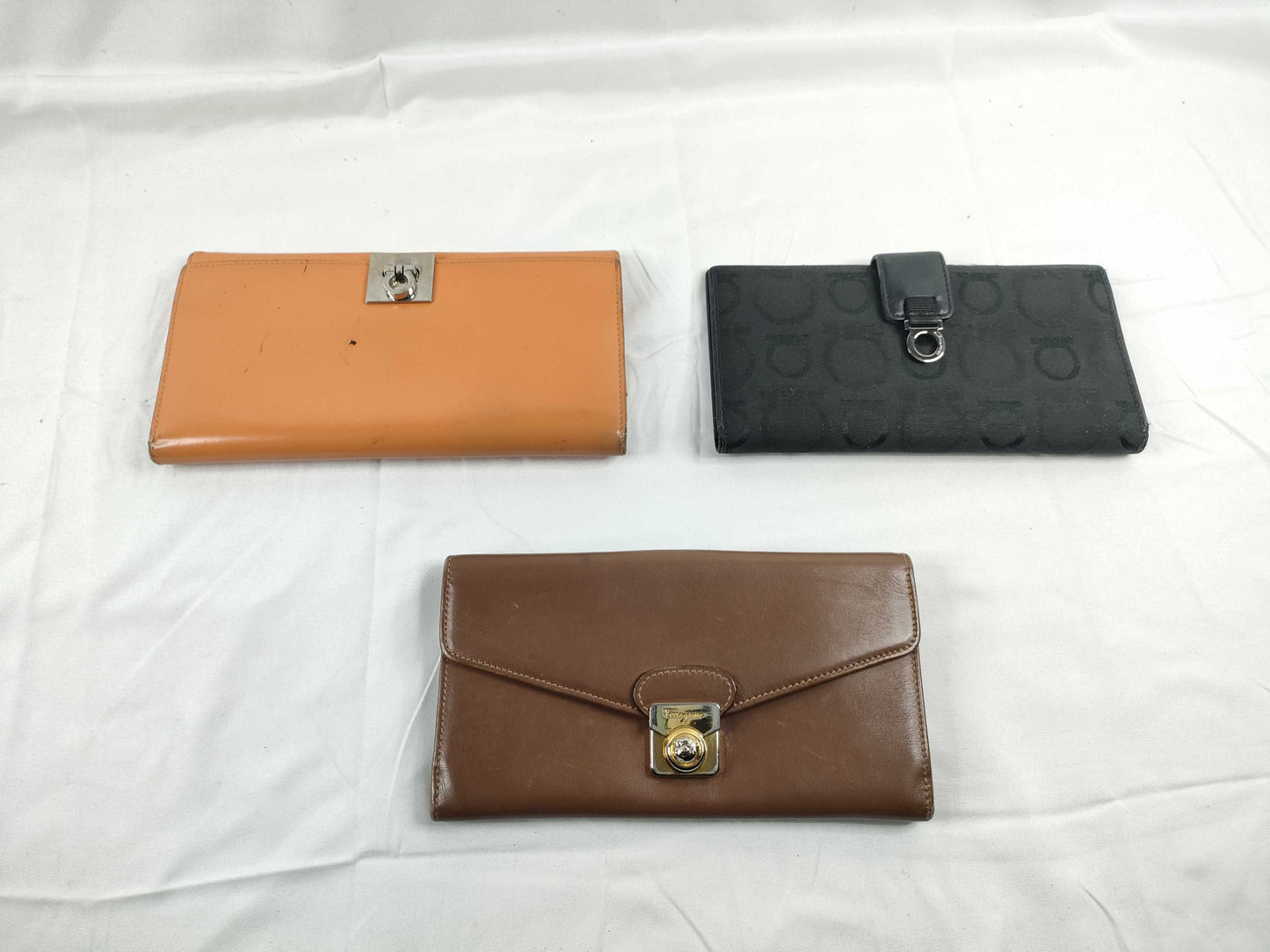 Salvatore Ferragamo Gancini Ferragamo Gancini Wallet 3 Piece Wallet