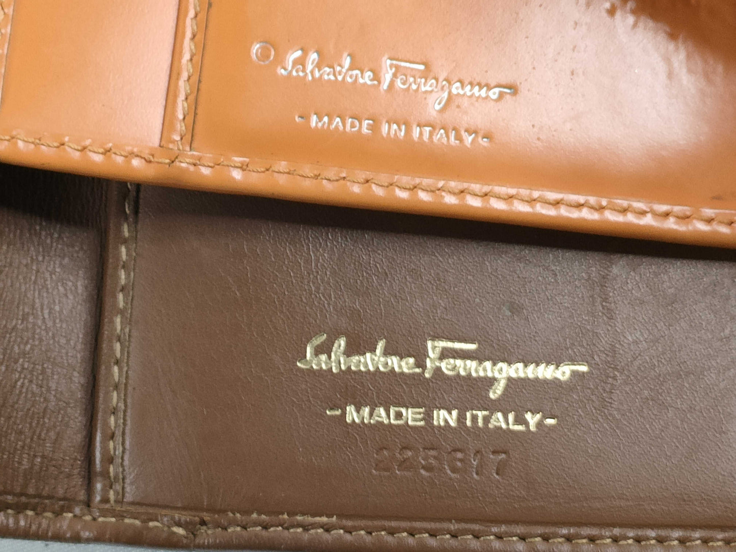 Salvatore Ferragamo Gancini Ferragamo Gancini Wallet 3 Piece Wallet