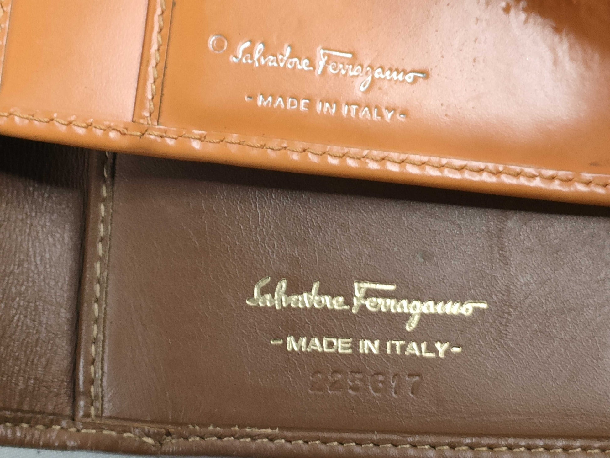 Salvatore Ferragamo Gancini Ferragamo Gancini Wallet 3 Piece Wallet