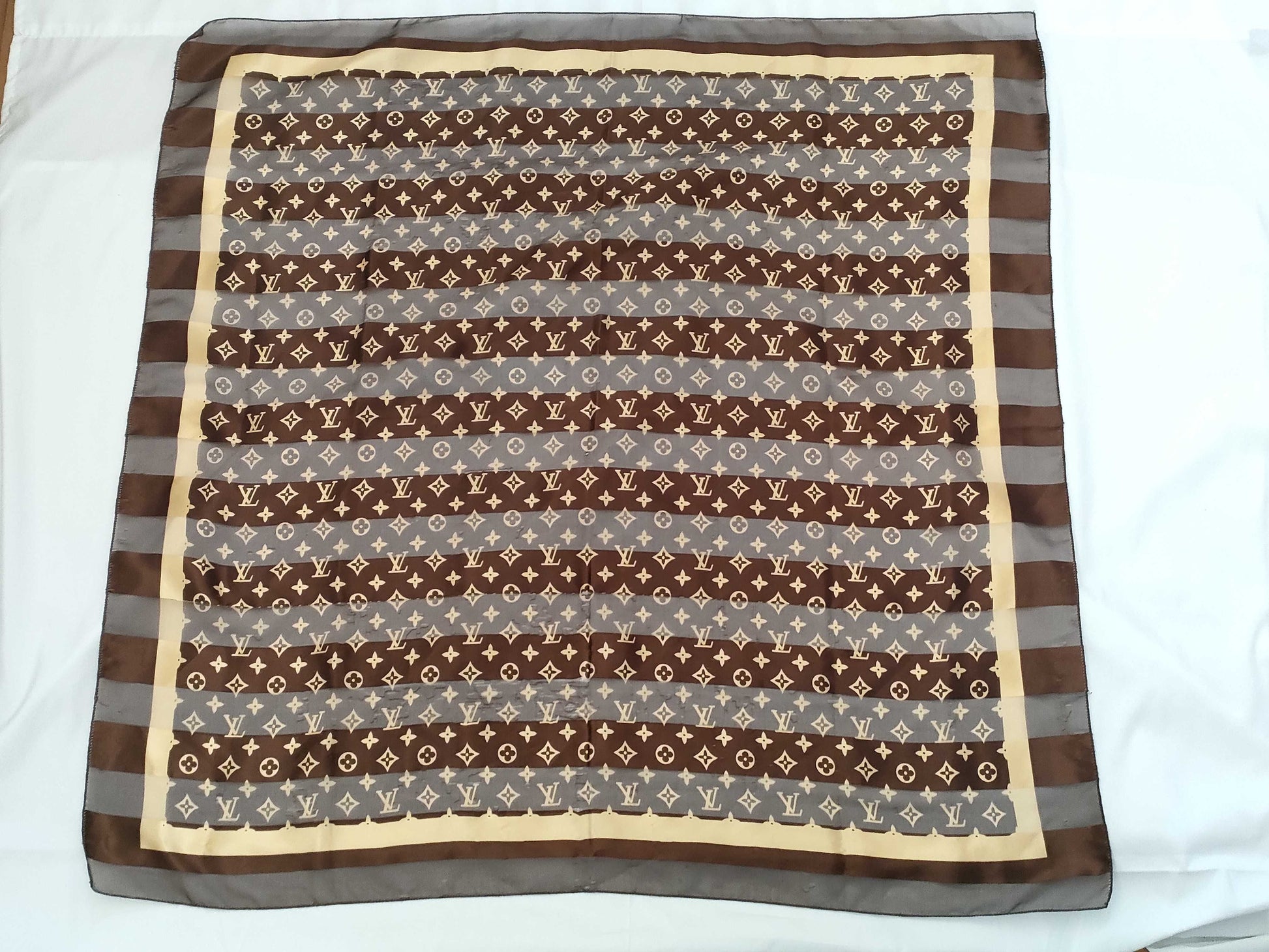 LOUIS VUITTON Monogram Louis Vuitton Monogram Scarf Other Accessories