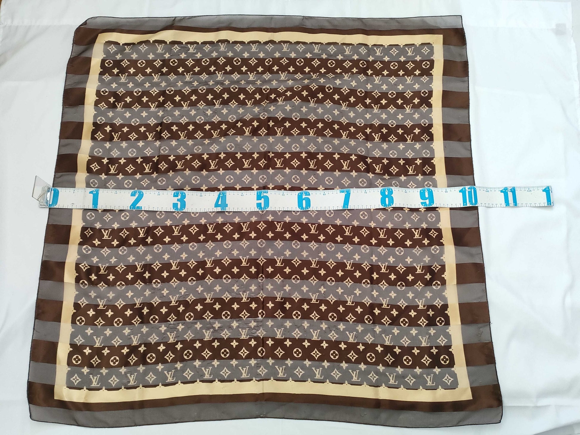 LOUIS VUITTON Monogram Louis Vuitton Monogram Scarf Other Accessories