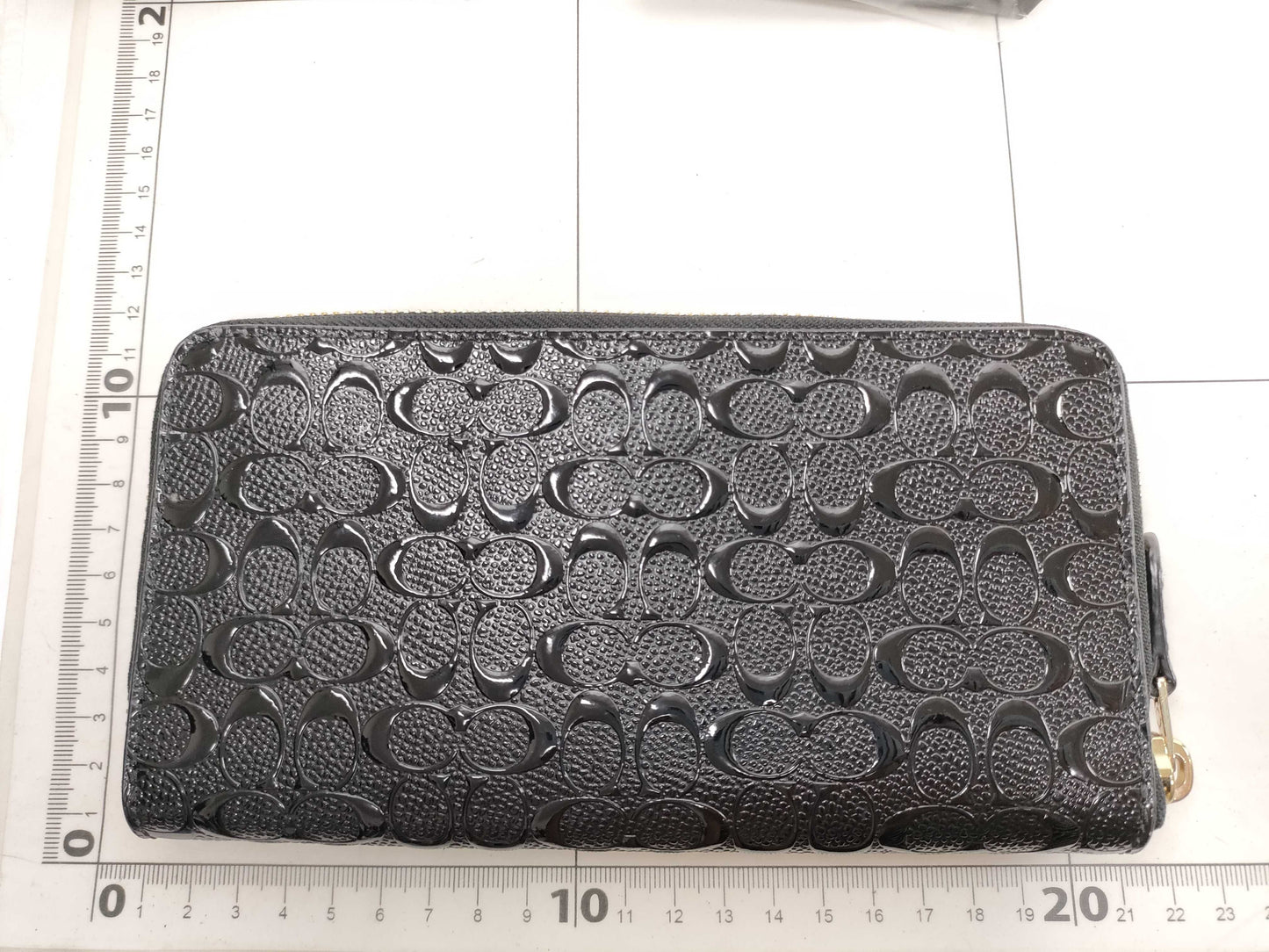 COACH Signature Round Zipper Long Wallet Wallet