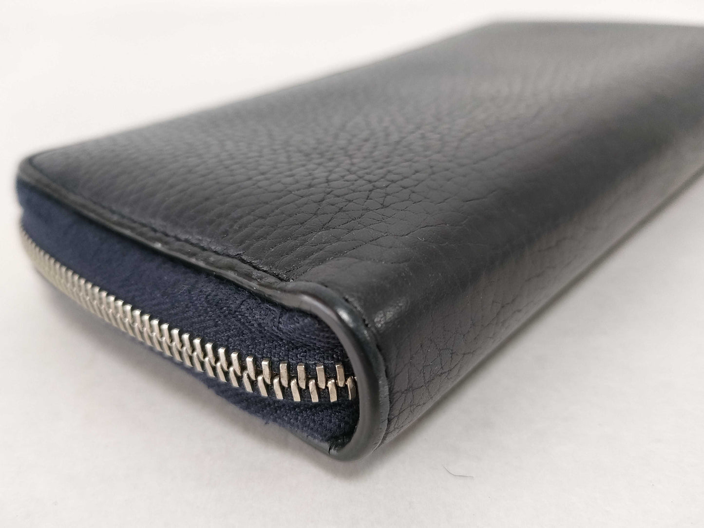 GUCCI Gucci Leather Round Zipper GG Wallet