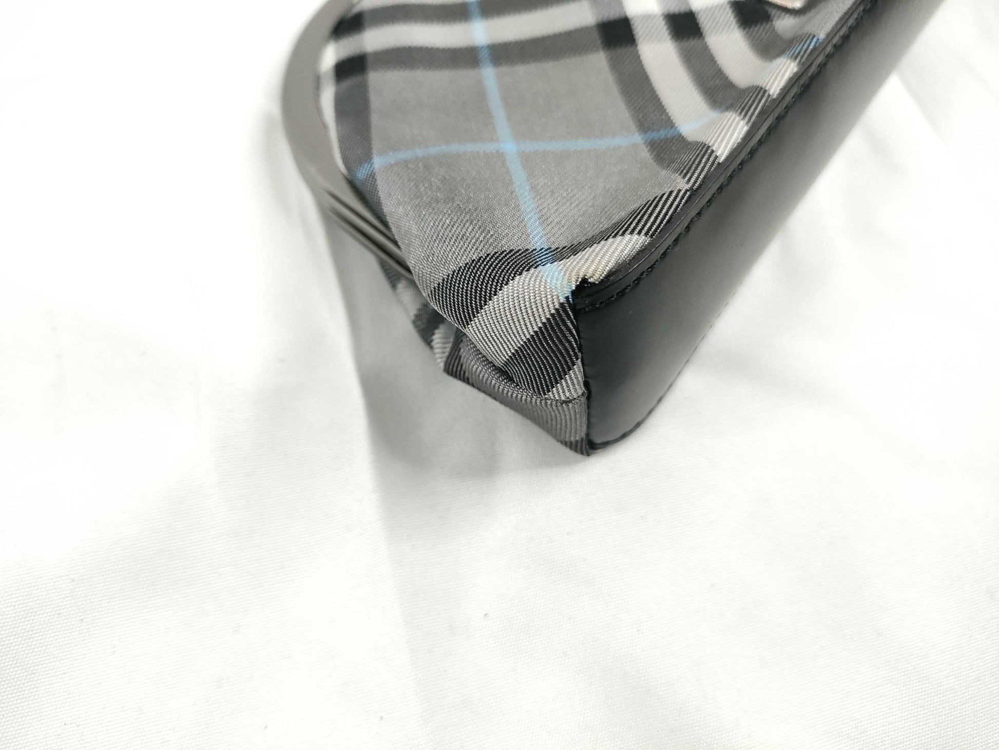 BURBERRY Check Pouch Garakuchi Pouch