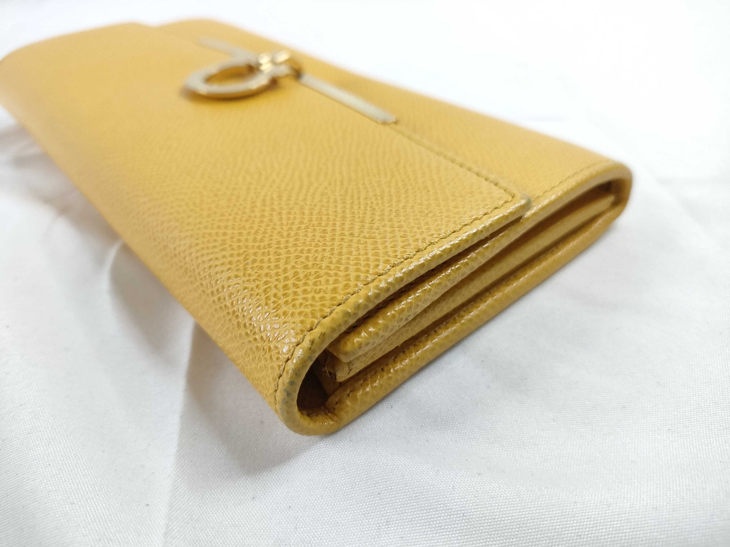 Salvatore Ferragamo Gancini Ferragamo Gancini Leather Long Wallet Wallet