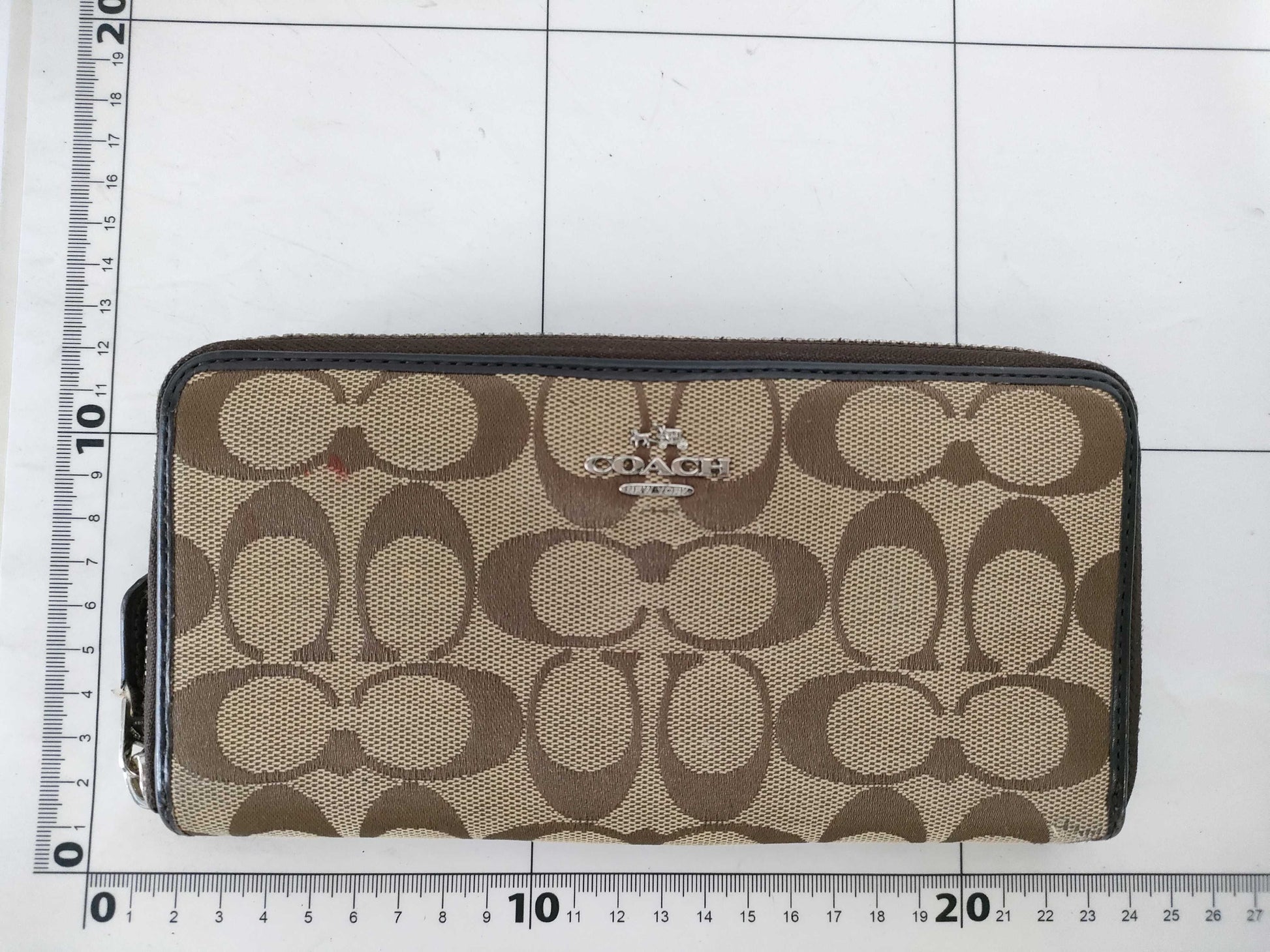 COACH Signature Coach Wallet Signature 5 Points Wallet