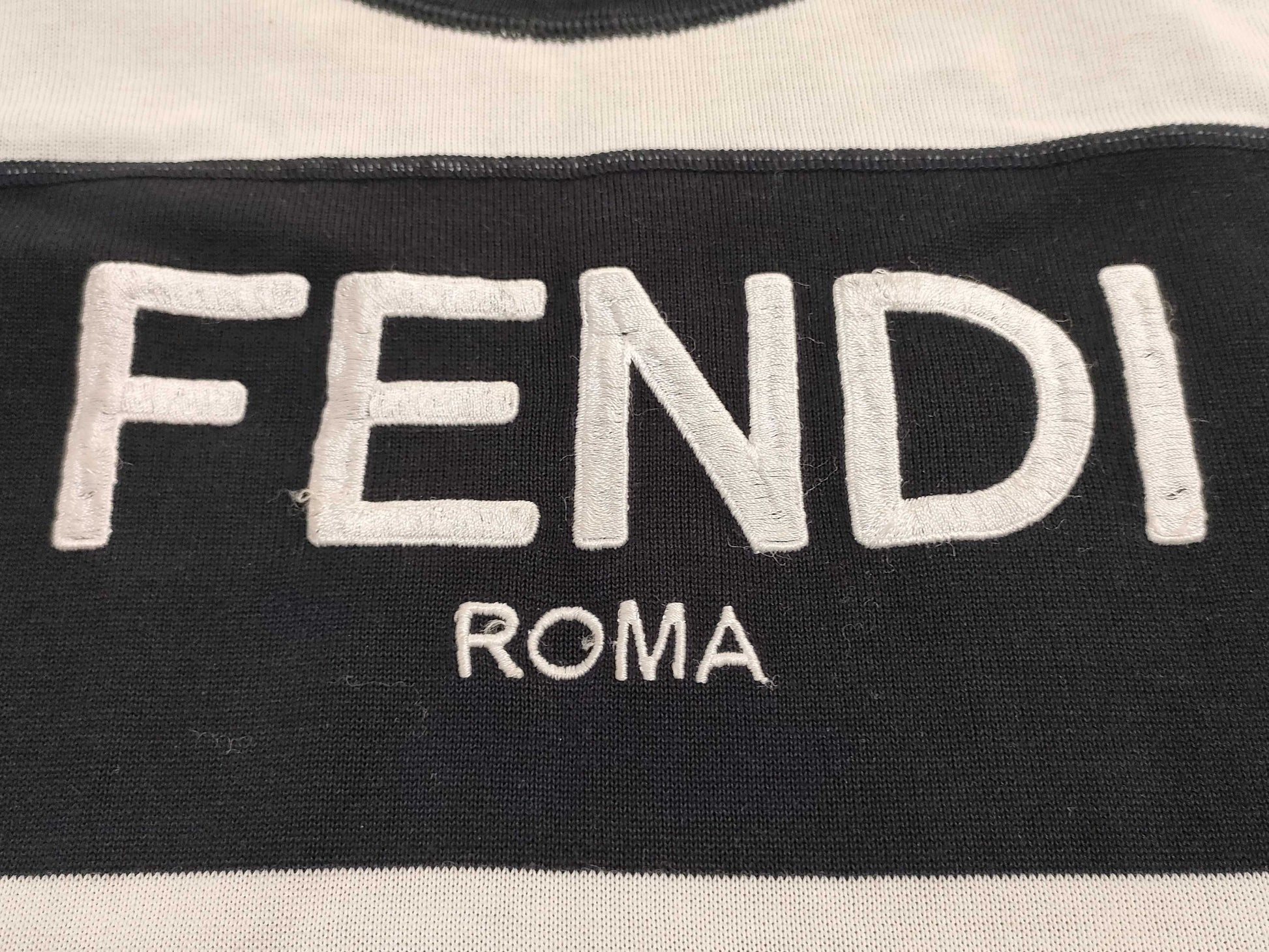 FENDI FENDI Current Tag Logo Knit Black Top