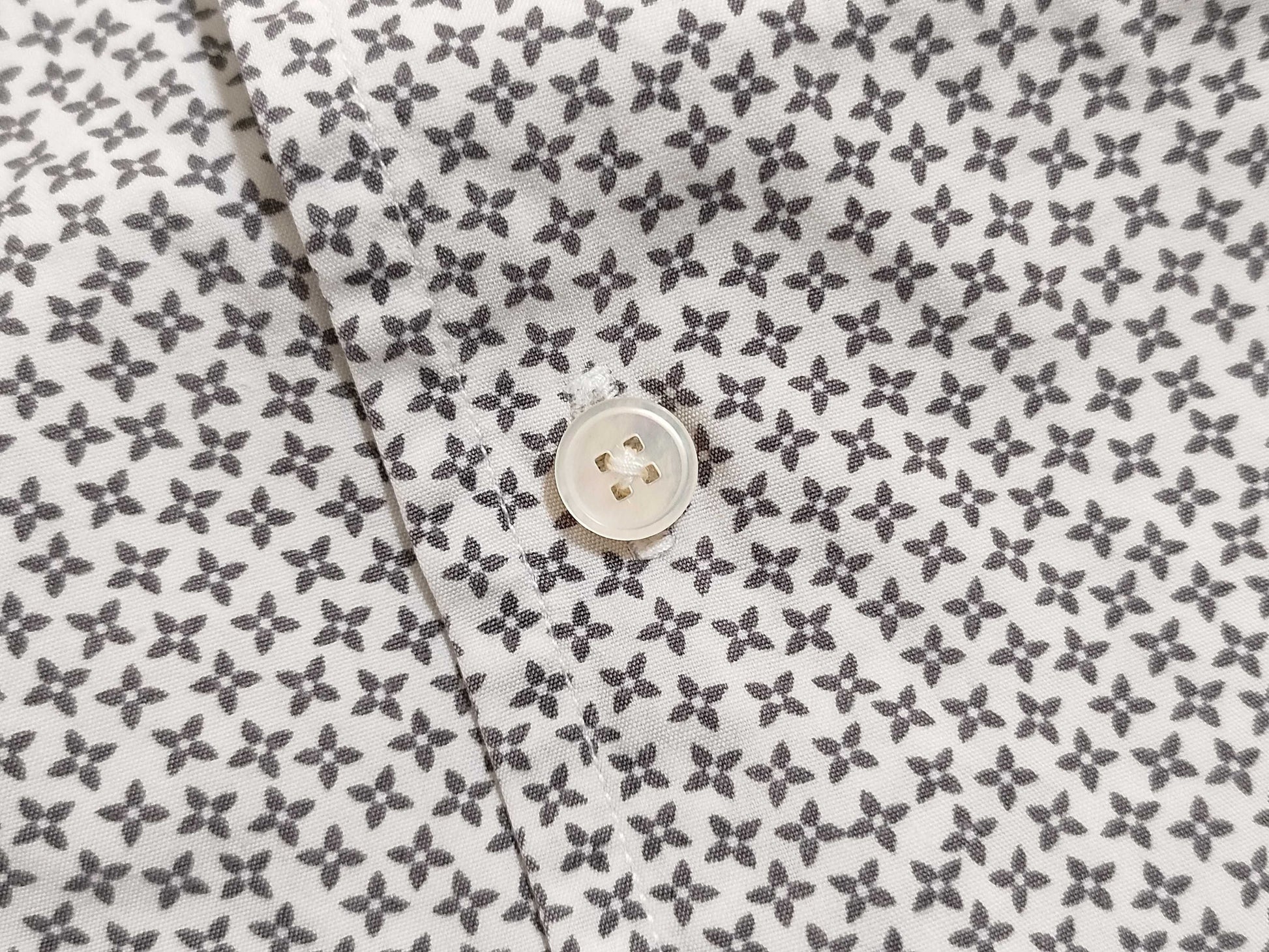 LOUIS VUITTON Men's Monogram Floral Shirt LOUIS VUITTON Shirt