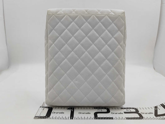 CHANEL Caviar Skin White Shoulder Bag