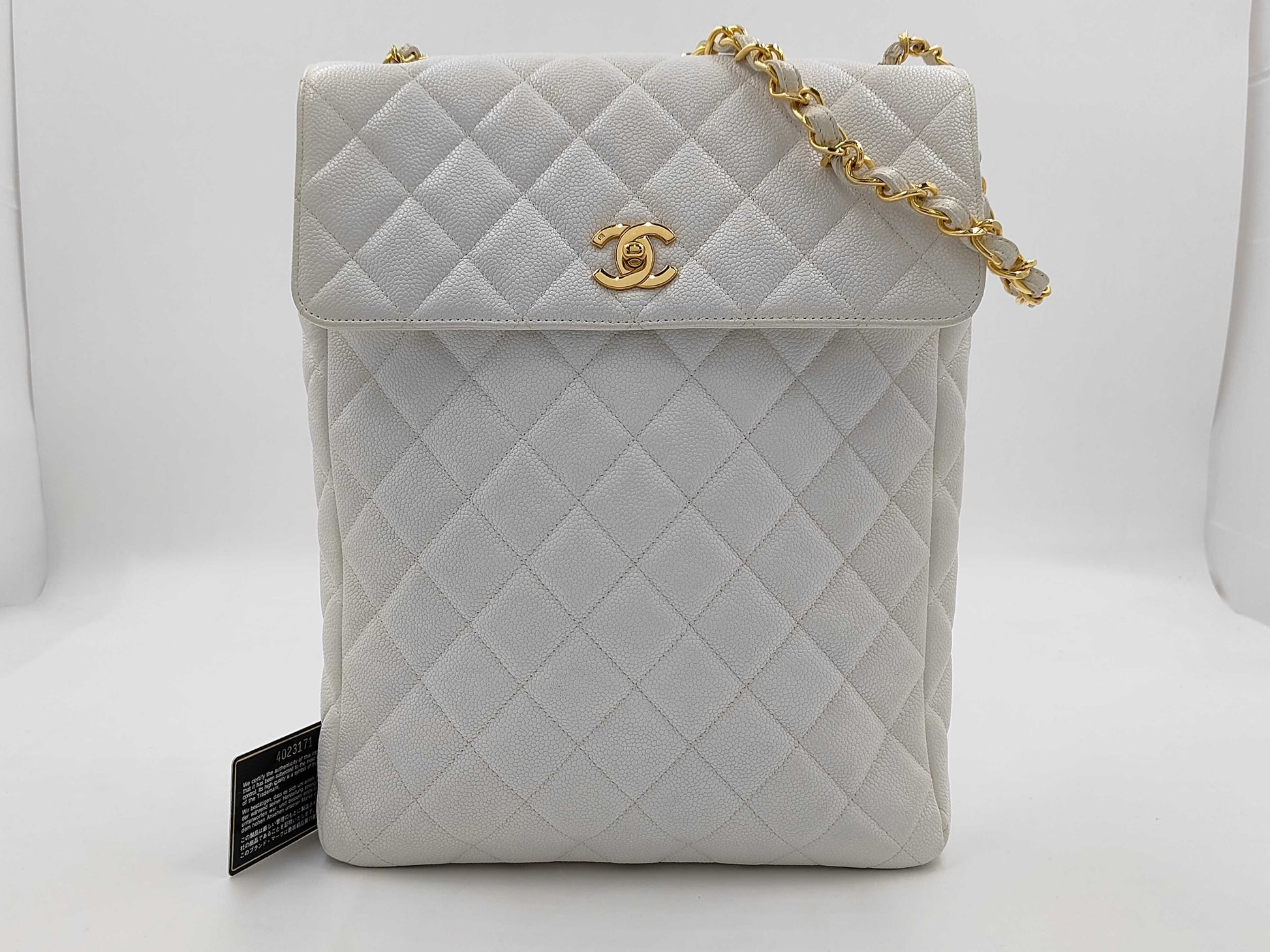 CHANEL Caviar Skin White Shoulder Bag