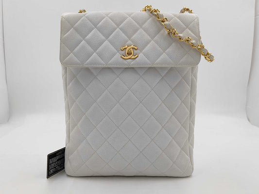 CHANEL Caviar Skin White Shoulder Bag
