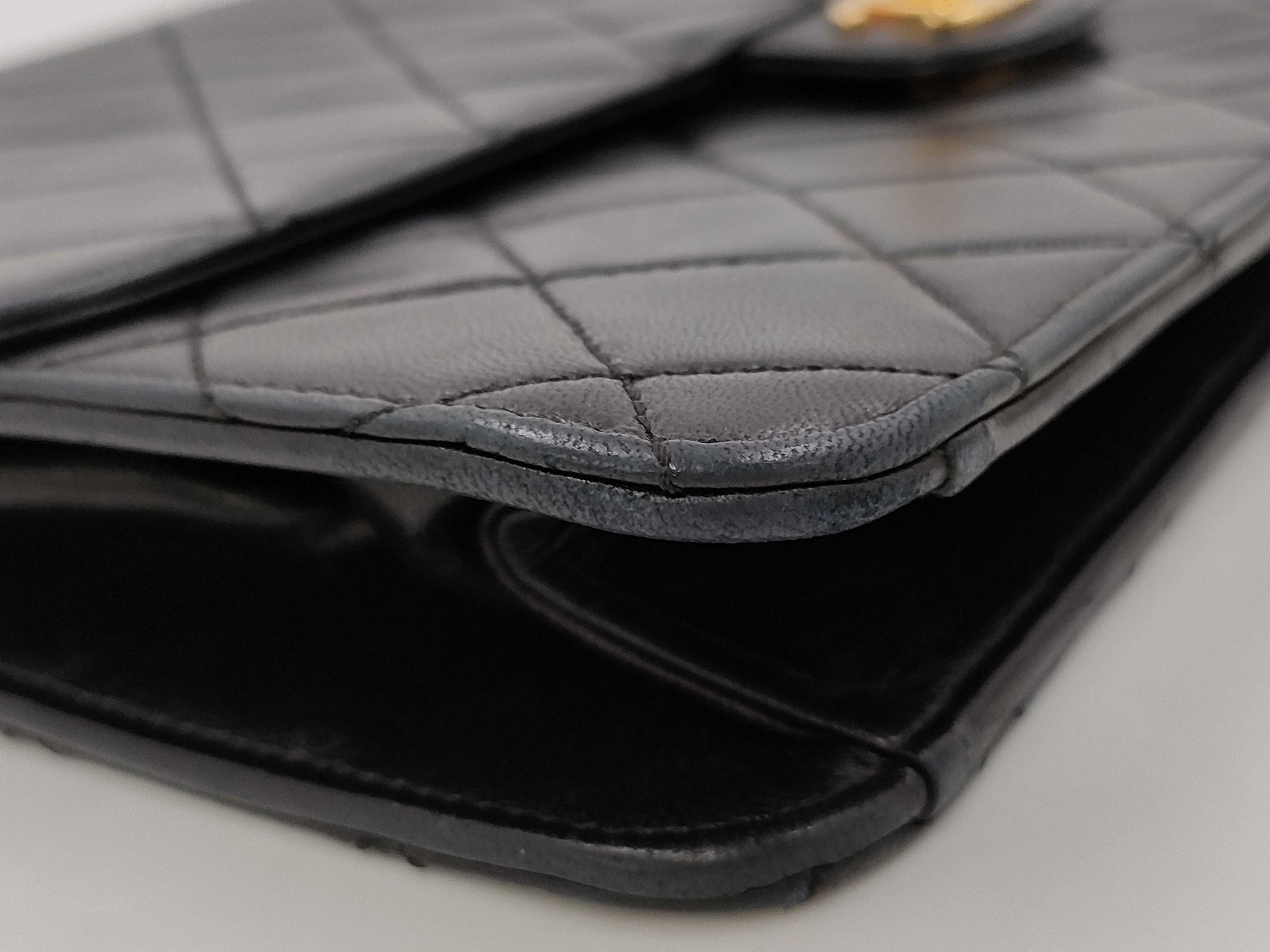 CHANEL Matlasse Lambskin Chain Shoulder Bag with Seal 11th Shoulder Bag