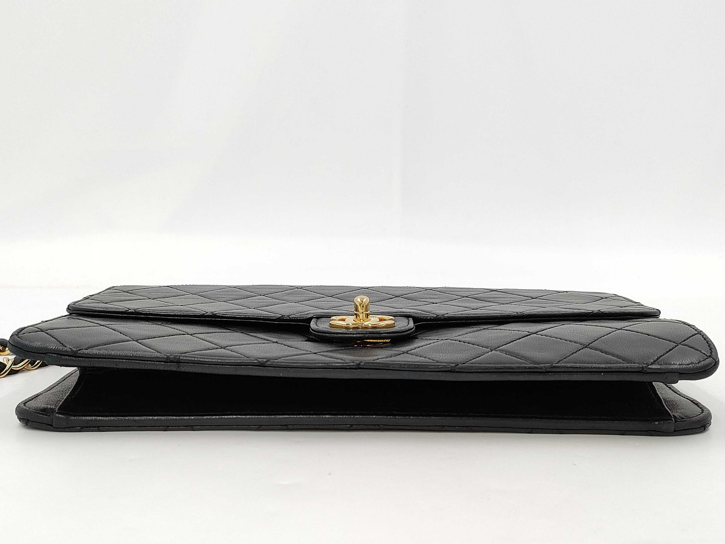 CHANEL Matlasse Lambskin Chain Shoulder Bag with Seal 11th Shoulder Bag