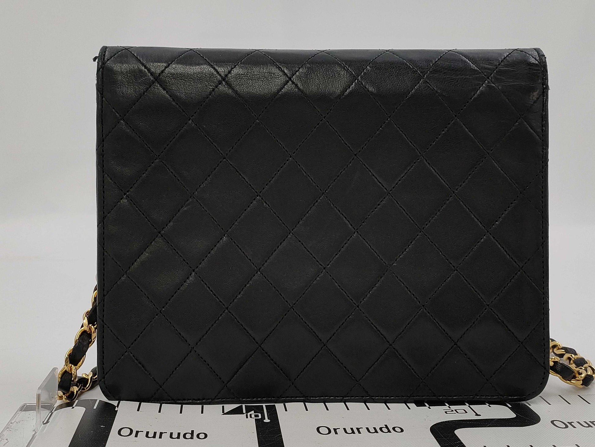 CHANEL Matlasse Lambskin Pushlock Chain Shoulder Bag Shoulder Bag