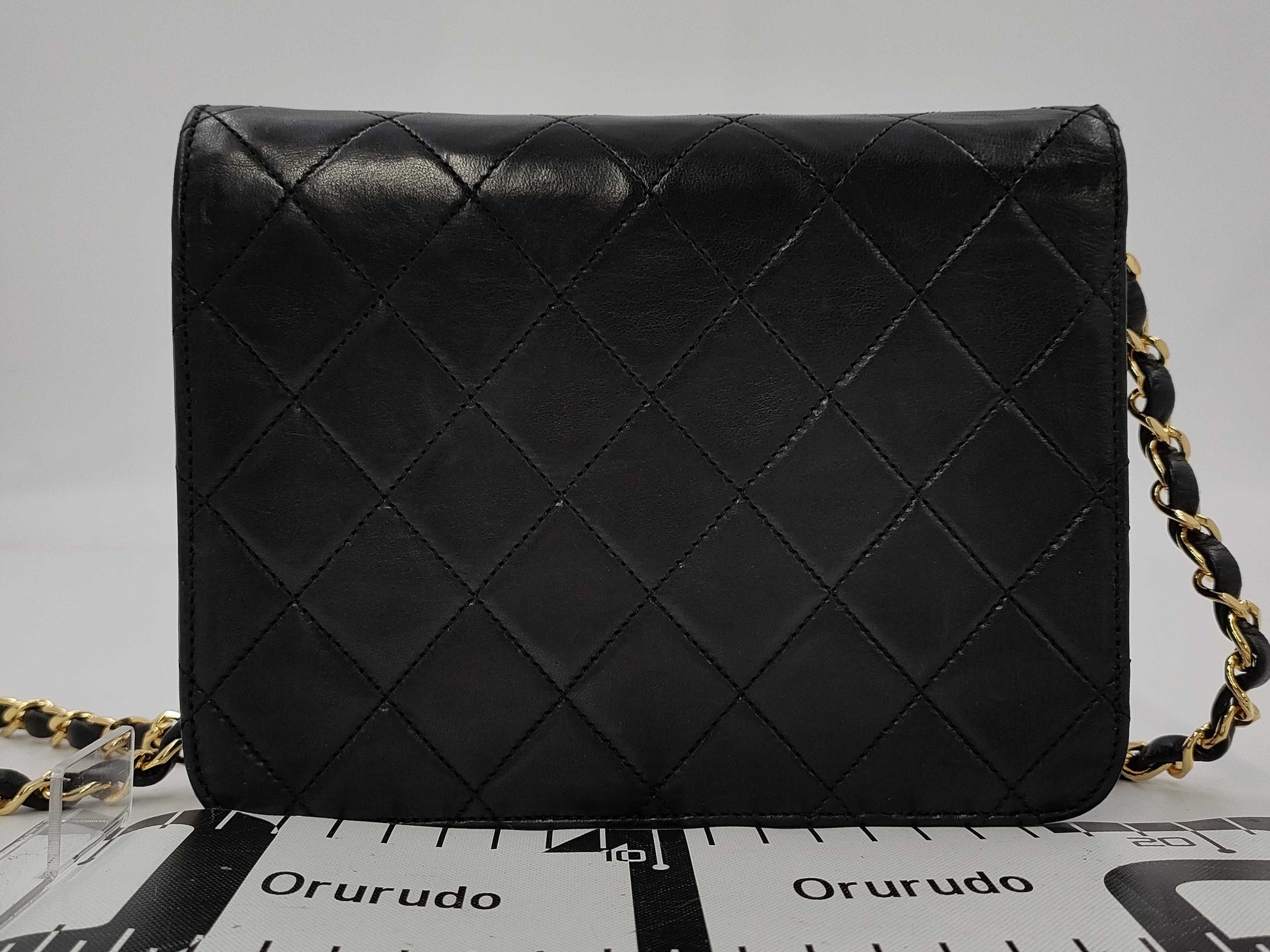 CHANEL Matlasse Lambskin Push Lock Chain Shoulder Bag with Seal 2nd Line Shoulder Bag