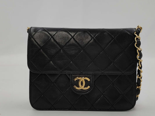 CHANEL Matlasse Lambskin Push Lock Chain Shoulder Bag with Seal 2nd Line Shoulder Bag