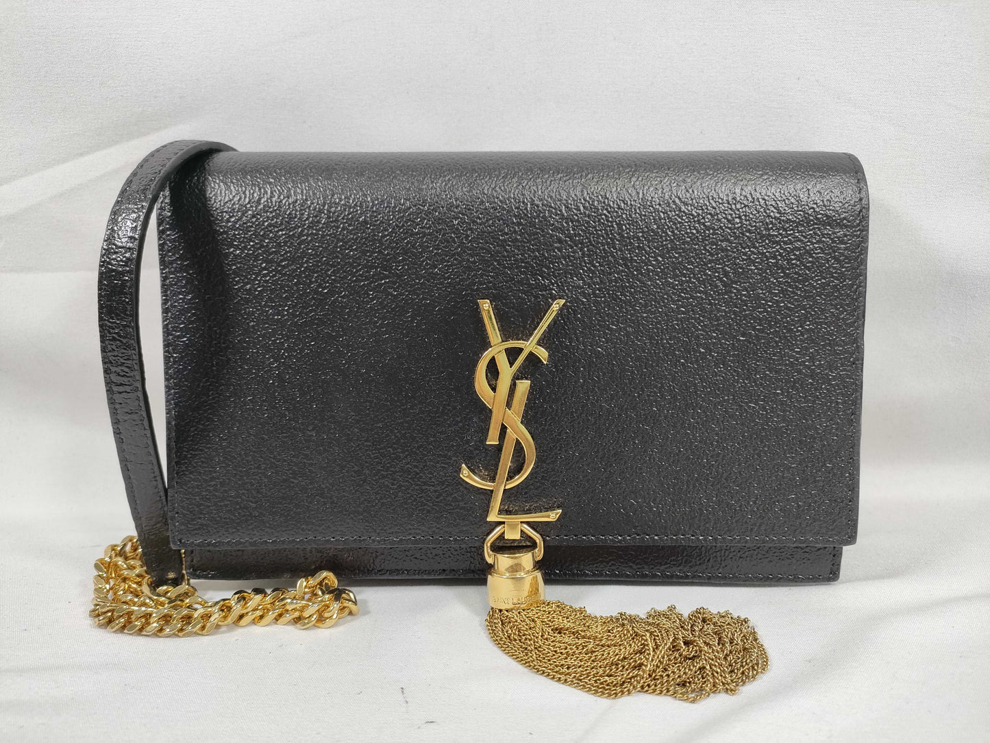 SAINT LAURENT Cassandra Chain Shoulder Bag Shoulder Bag