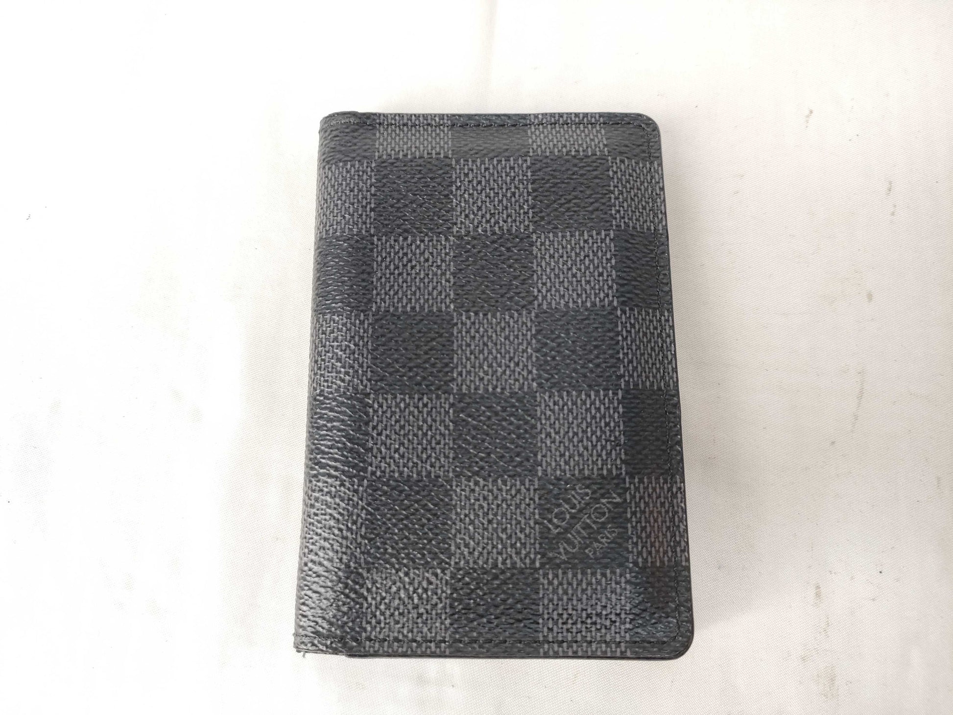 LOUIS VUITTON Damier Graffit Louis Vuitton Damier Graffit Organizer de Poche Card Case Card Case, Pass Case, Business Card Holder