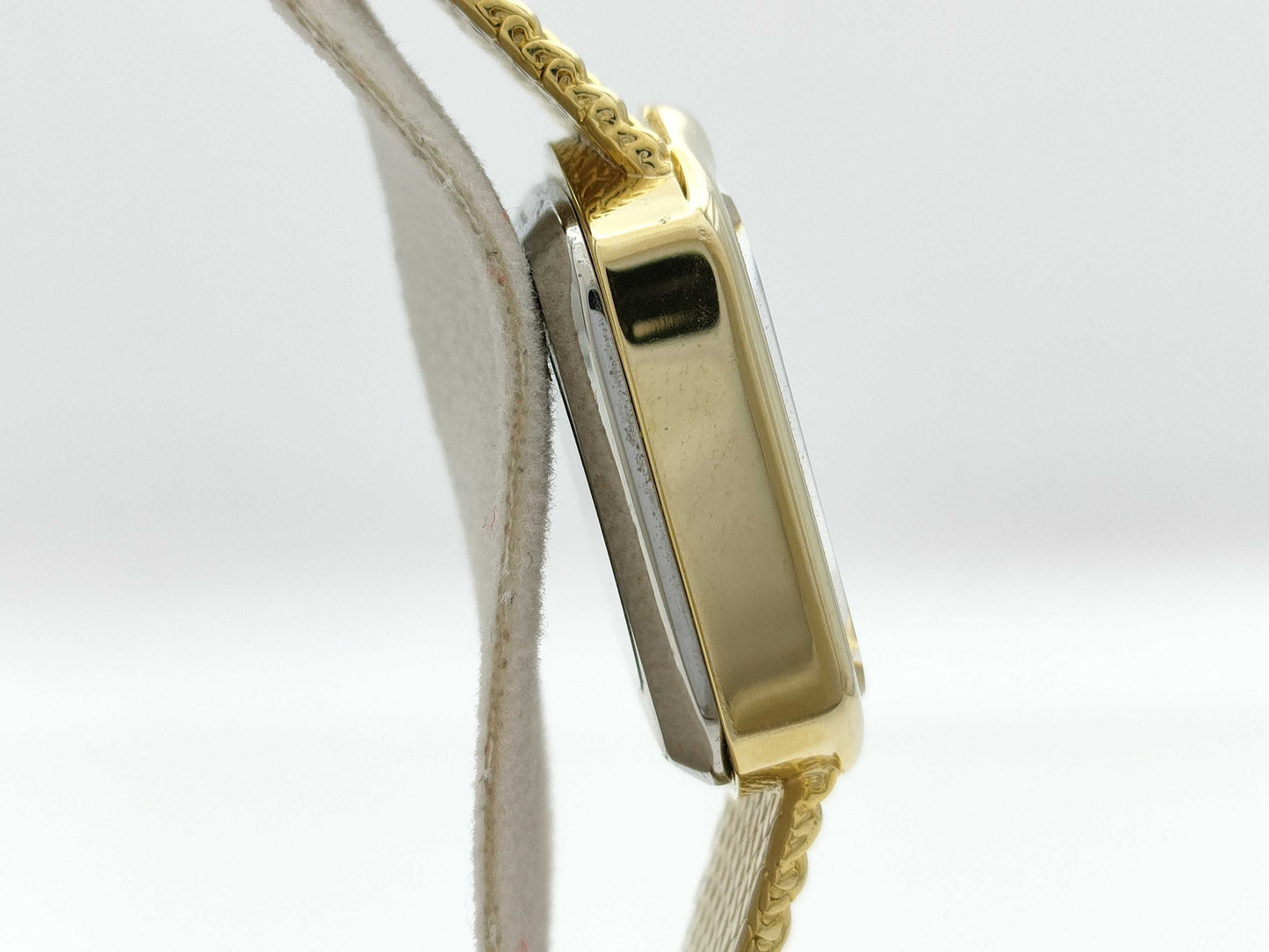 RADO 332.7755.2 028004450 Hand-Wound Women's Watch