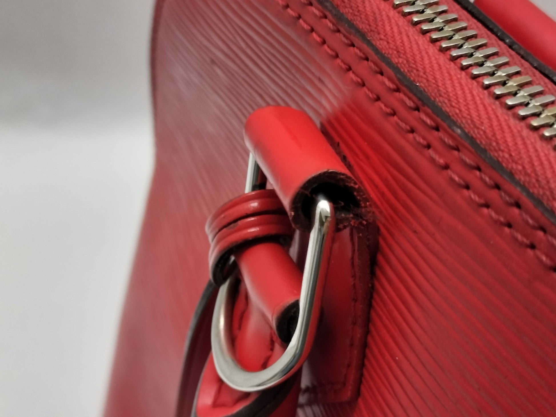 LOUIS VUITTON Epi Louis Vuitton Epi Alma GM Shoulder Bag Handbag