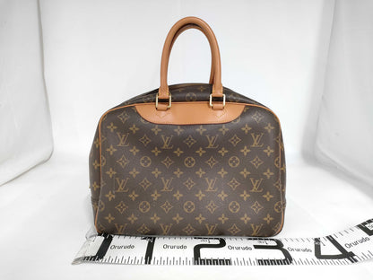 CHANEL Louis Vuitton Monogram Deauville Handbag