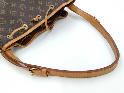 LOUIS VUITTON Vuitton Monogram Petit Noe Shoulder Bag Tote Bag