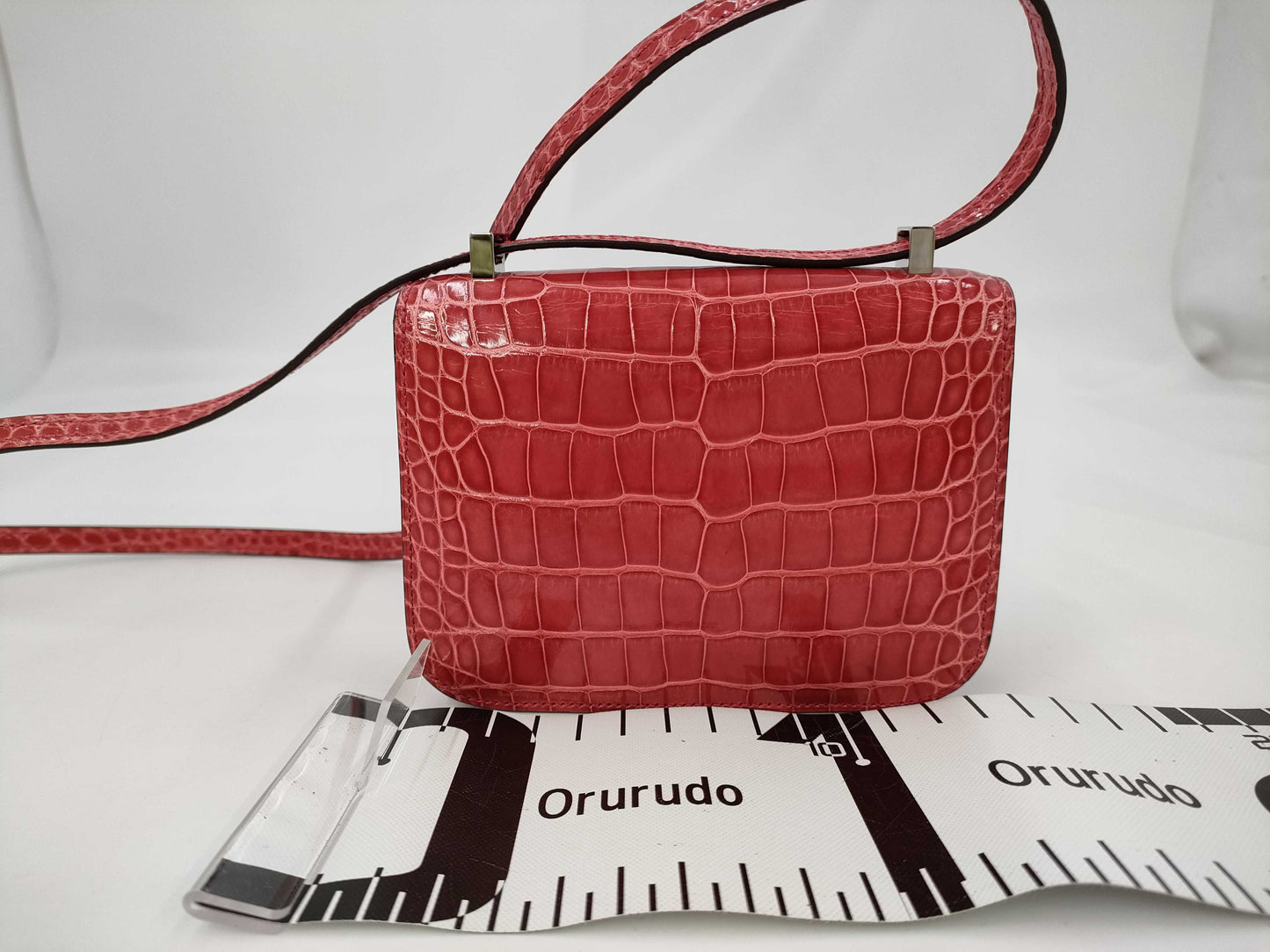 HERMES Constance 14 Alligator C-Engraved Shoulder Bag