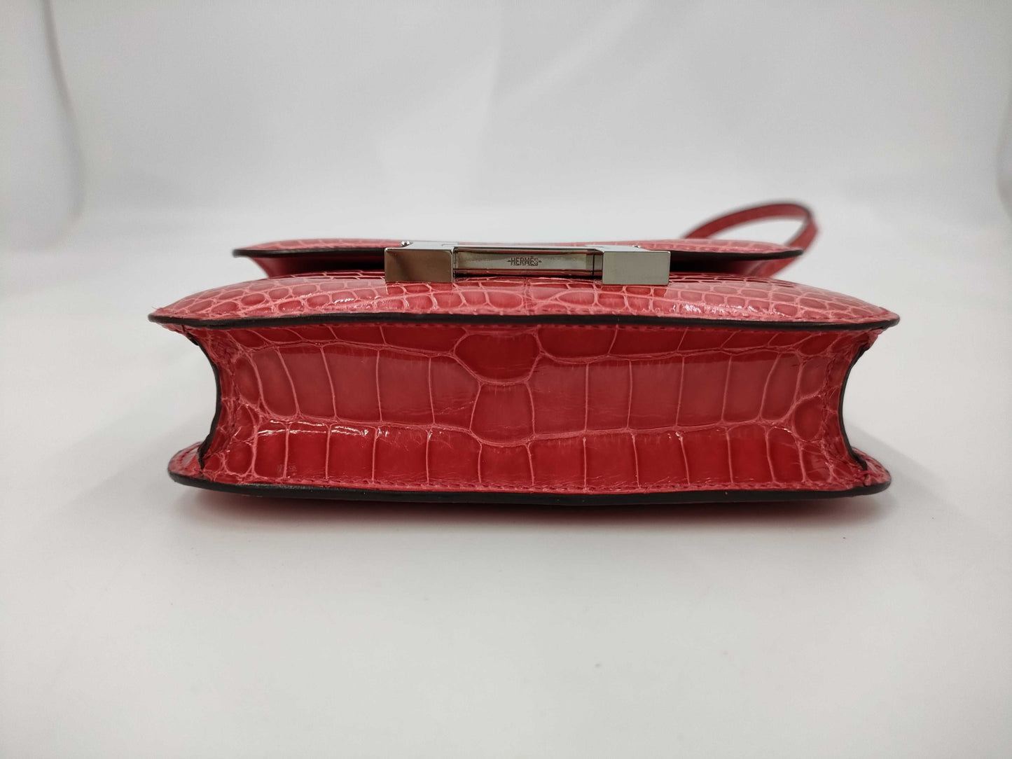 HERMES Constance 14 Alligator C-Engraved Shoulder Bag