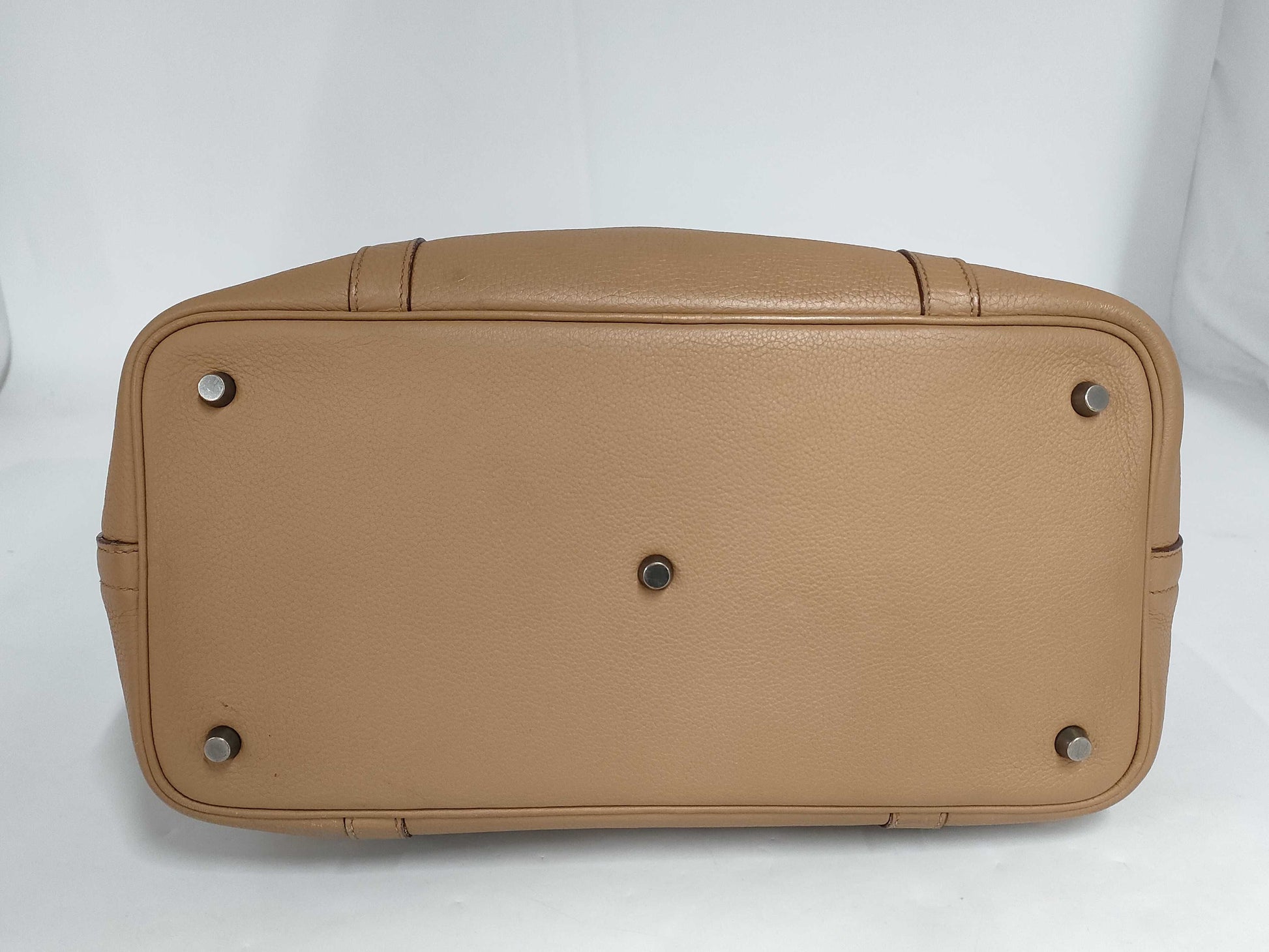 HERMES Initial Triyon Clemence Tabakcamel SS Bag