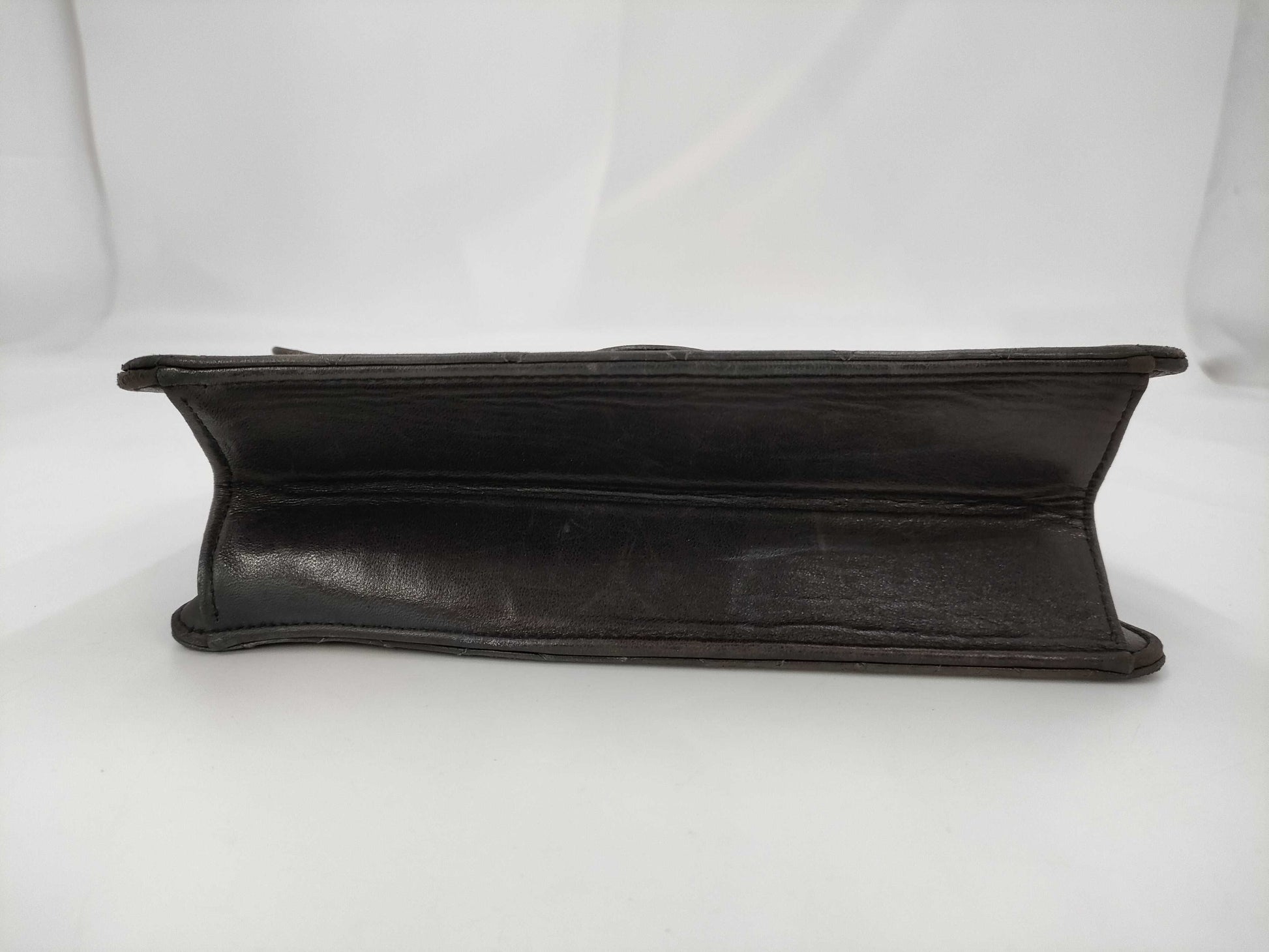 CHANEL Matlasse Chain Push Lock Single Flap with Serial Seal Shoulder Bag