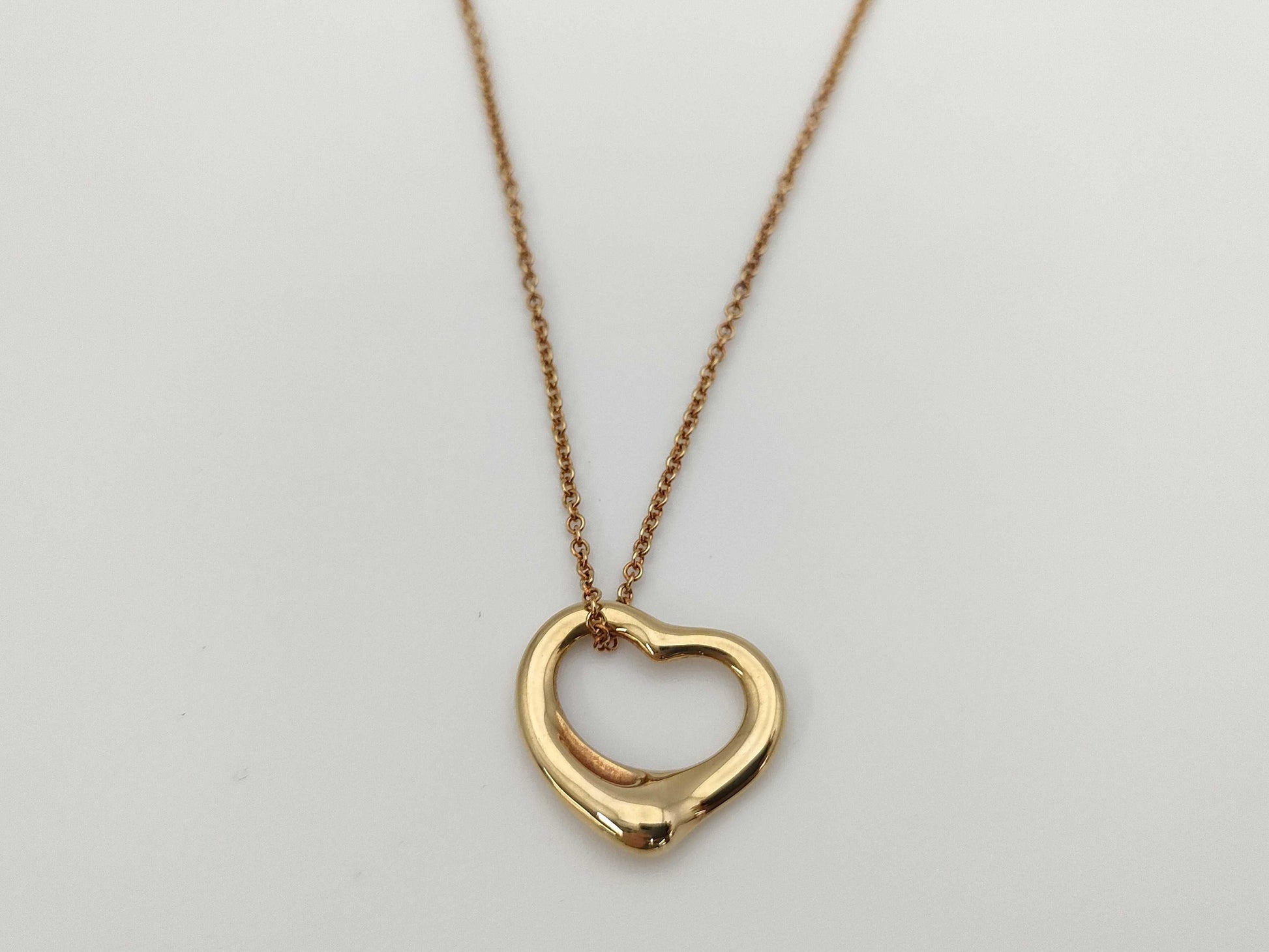 Tiffany&Co. Open Heart YG 750 4.3g Necklace 