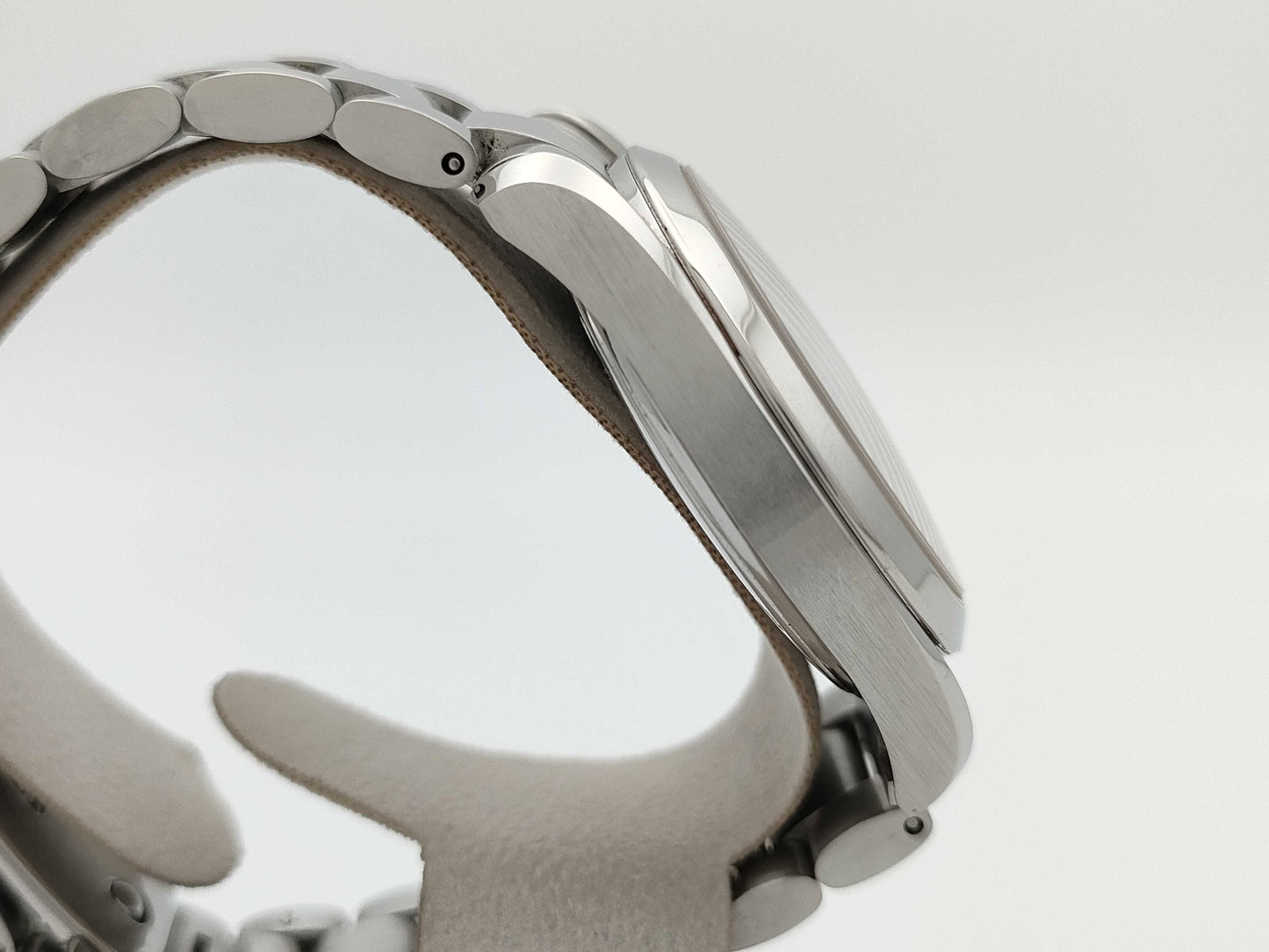 OMEGA Seamaster 2517.30 59212803 Silver Dial Quartz Watch for Men