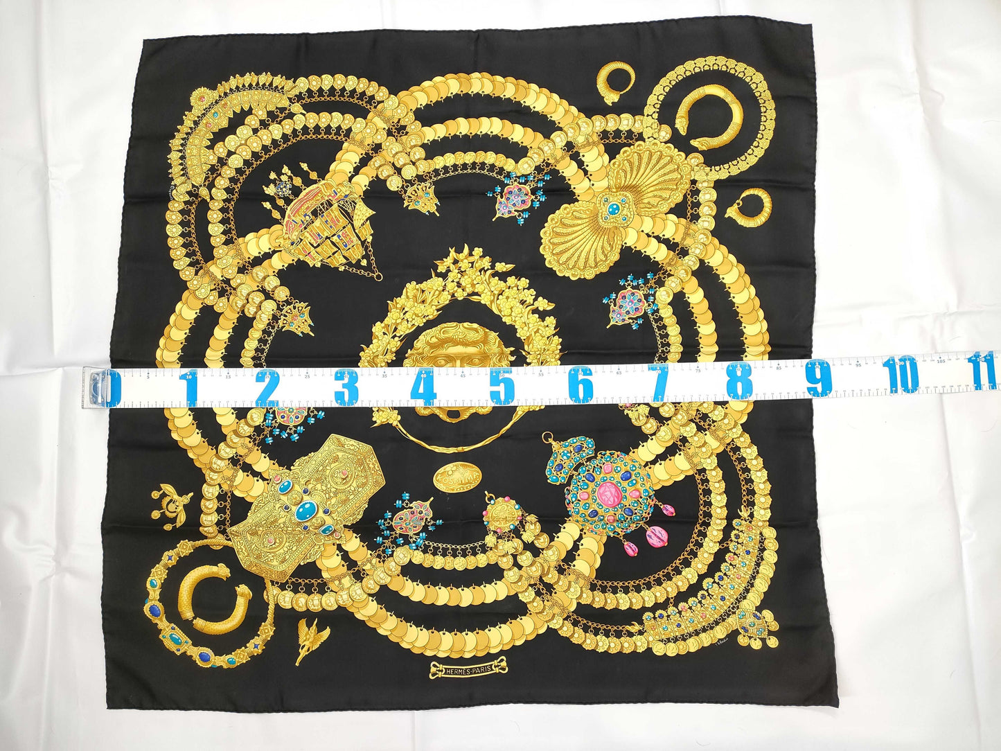 HERMES Carres HERMES Curry 90 Silk Scarf KOSMINA Space Black Scarf