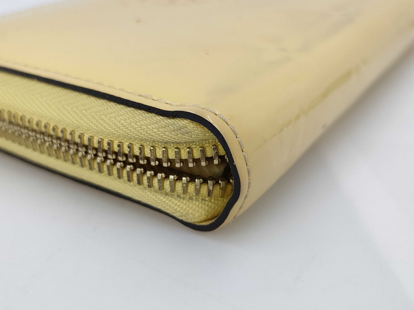 LOUIS VUITTON Branded Wallet Louis Vuitton Wallet