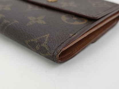 LOUIS VUITTON Branded Wallet Louis Vuitton Wallet