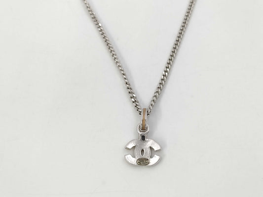 CHANEL Branded Necklace