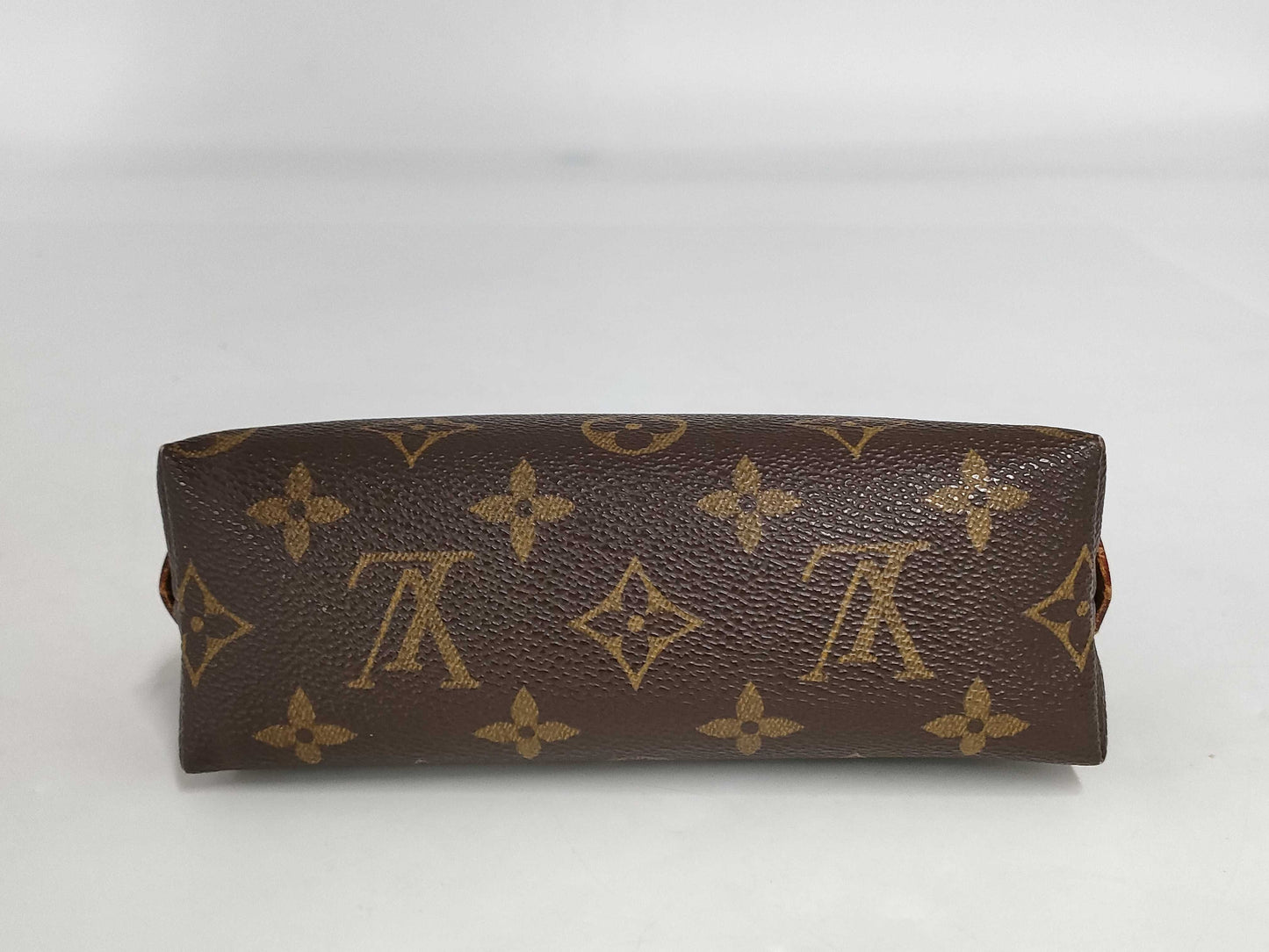 LOUIS VUITTON Pouch