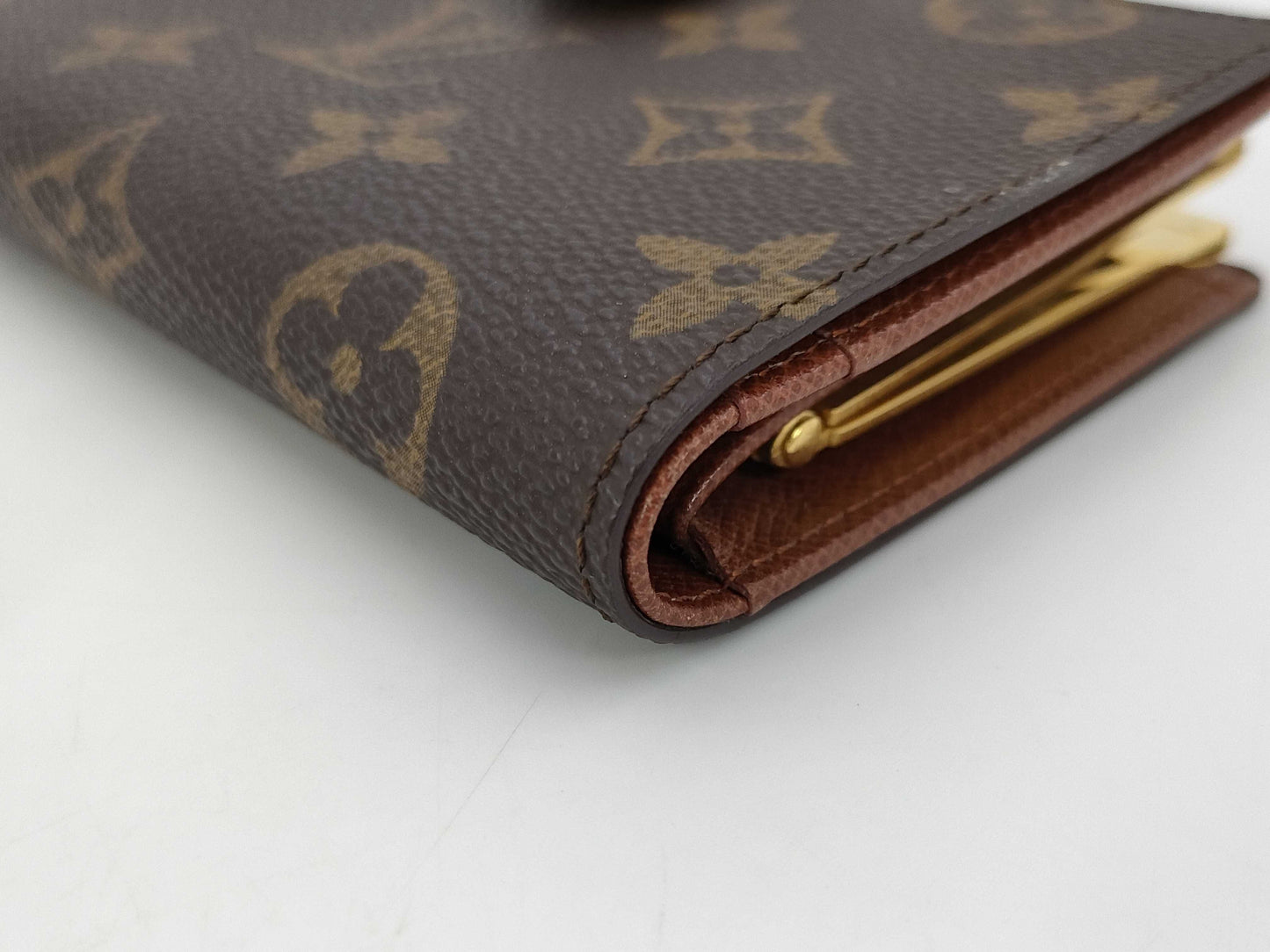 LOUIS VUITTON Branded Wallet Louis Vuitton Wallet